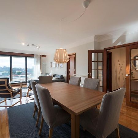 Lovelystay - Charming 3Br Flat W/ Free Parking In Devesas Vila Nova de Gaia Exterior foto